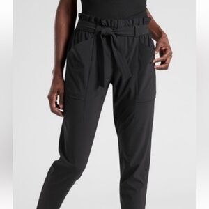 Athleta Pants II Black Pants Women's Size 6